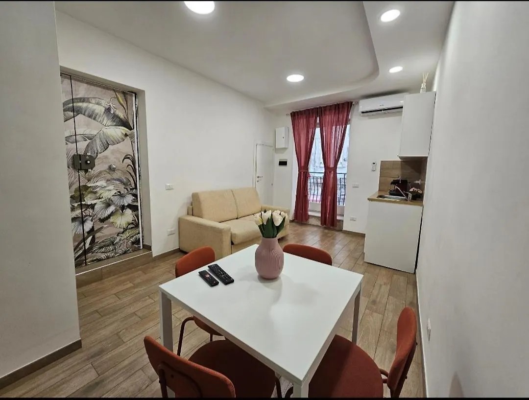 Donna Giulietta Apartment Naples